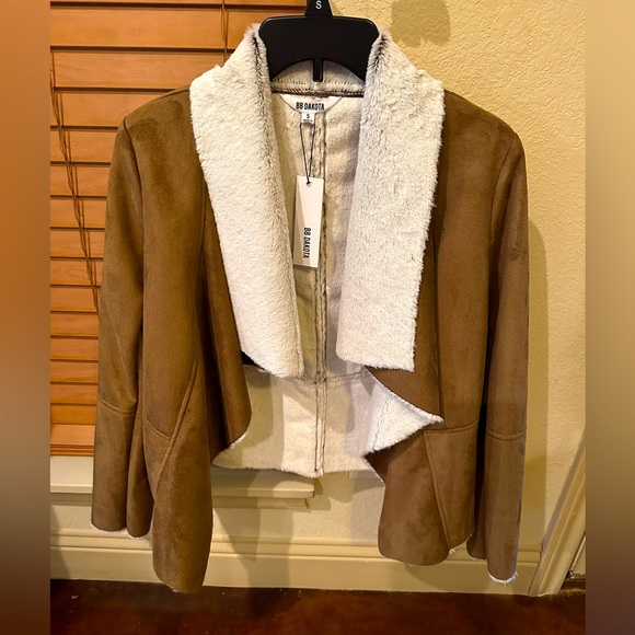 Lightweight Camel Jacket - Picture 1 of 2